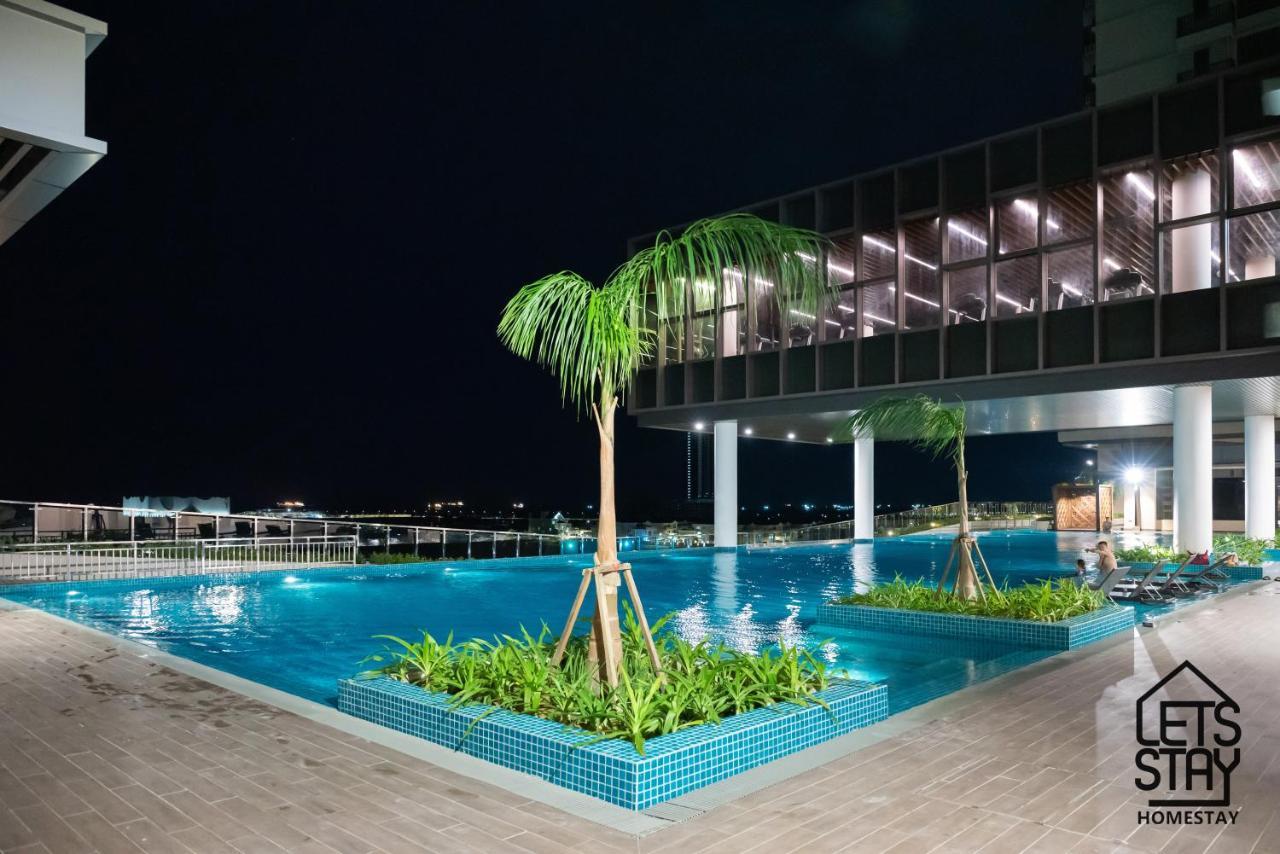 Luxury Couple Suites L Free Netflix L Massage Chair L Bathtub L Wifi 200Mbps L Town Area Bali Residence Malakka Dış mekan fotoğraf