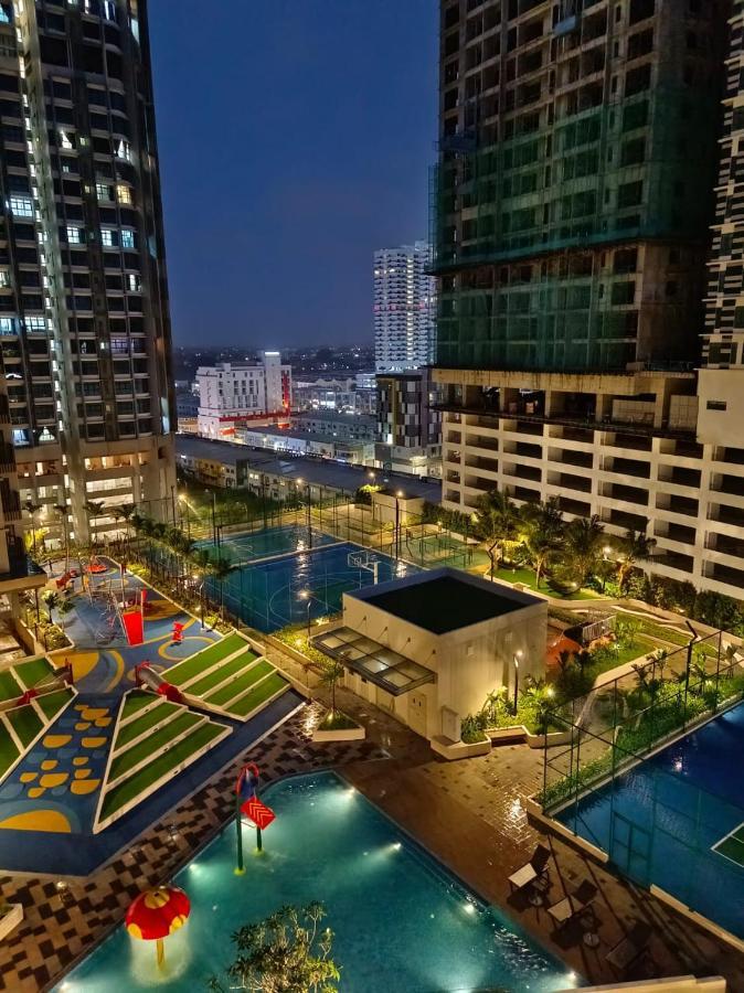 Luxury Couple Suites L Free Netflix L Massage Chair L Bathtub L Wifi 200Mbps L Town Area Bali Residence Malakka Dış mekan fotoğraf