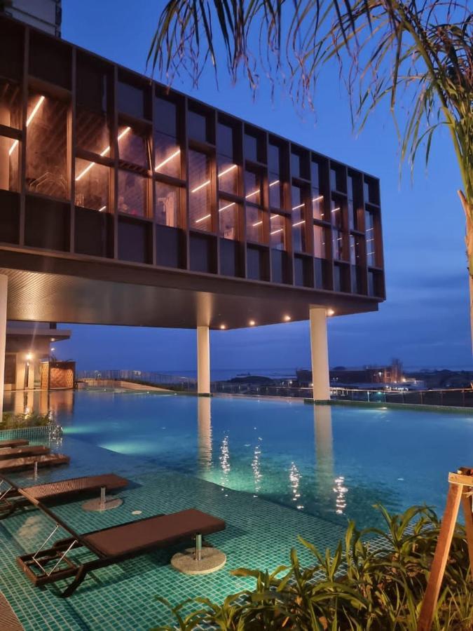 Luxury Couple Suites L Free Netflix L Massage Chair L Bathtub L Wifi 200Mbps L Town Area Bali Residence Malakka Dış mekan fotoğraf