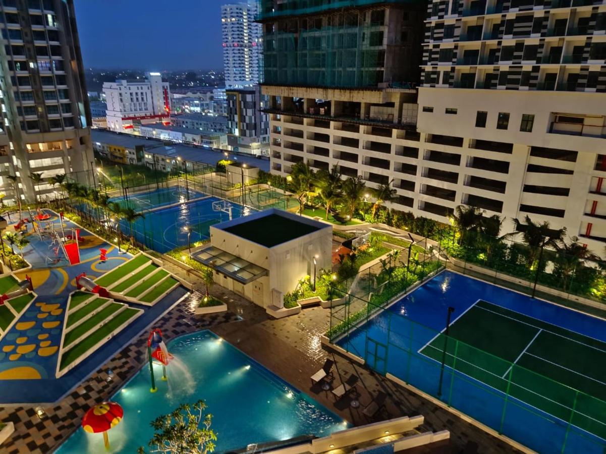 Luxury Couple Suites L Free Netflix L Massage Chair L Bathtub L Wifi 200Mbps L Town Area Bali Residence Malakka Dış mekan fotoğraf