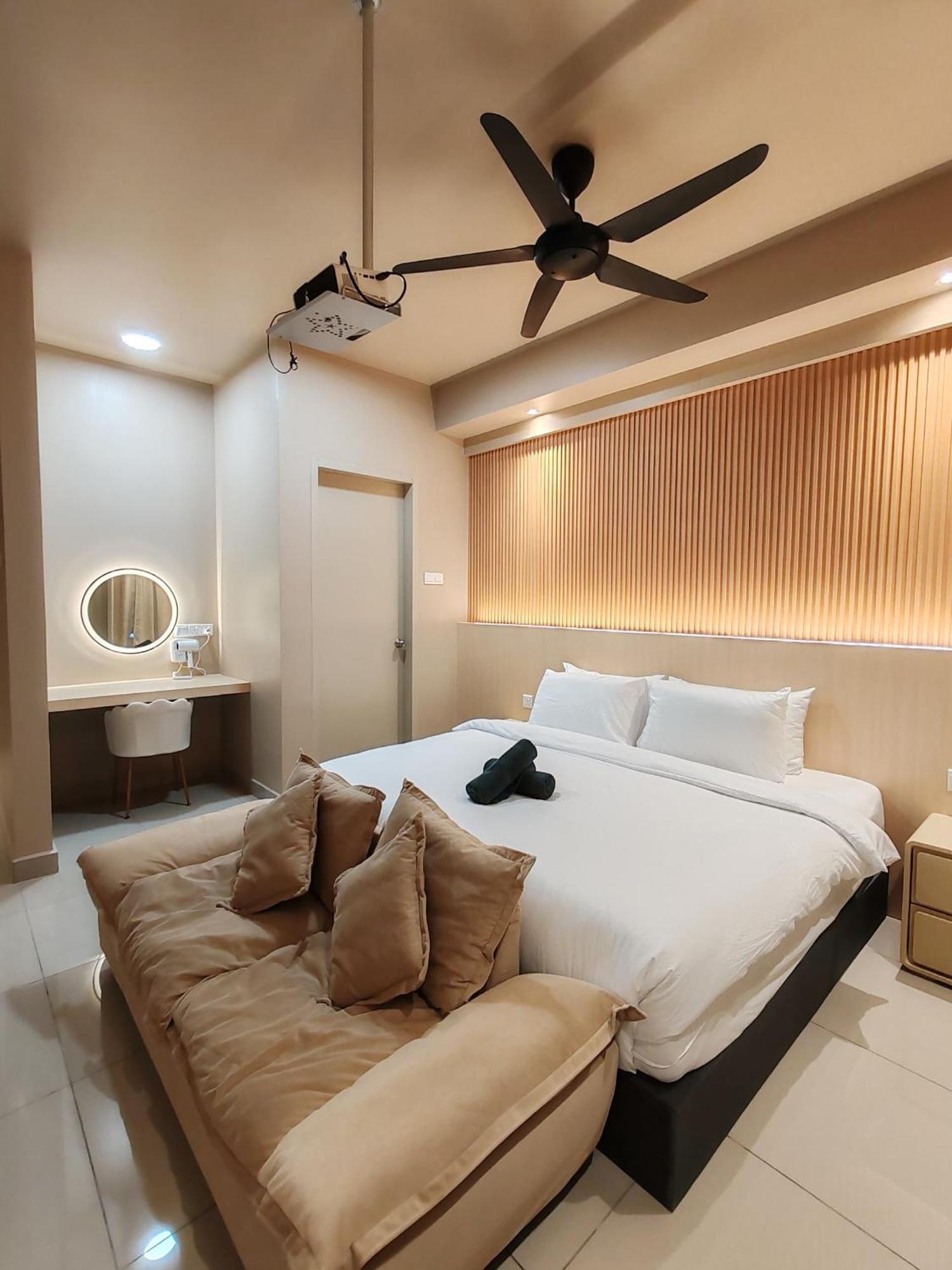 Luxury Couple Suites L Free Netflix L Massage Chair L Bathtub L Wifi 200Mbps L Town Area Bali Residence Malakka Dış mekan fotoğraf