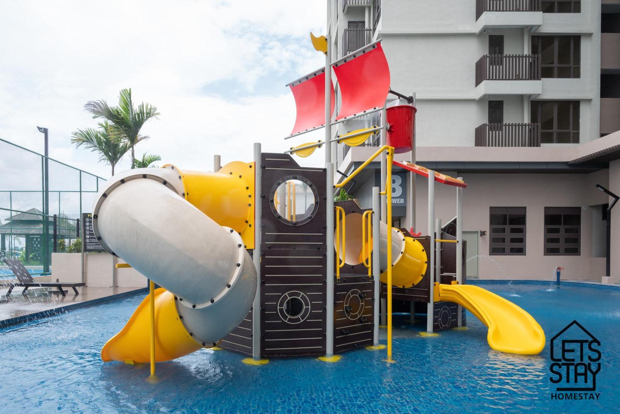 Luxury Couple Suites L Free Netflix L Massage Chair L Bathtub L Wifi 200Mbps L Town Area Bali Residence Malakka Dış mekan fotoğraf